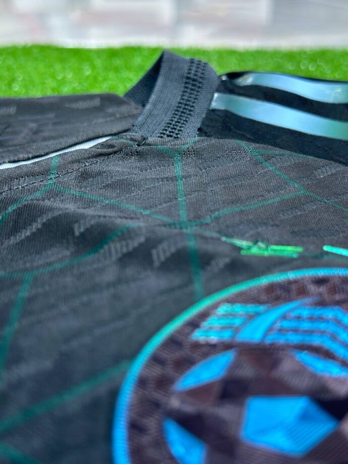 ⁦قميص المنتخب الوطني 2025⁩ - الصورة ⁦9⁩