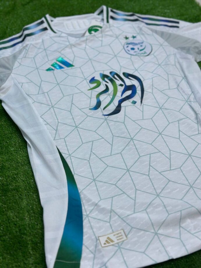 ⁦قميص المنتخب الوطني 2025 (ابيض)⁩ - الصورة ⁦12⁩