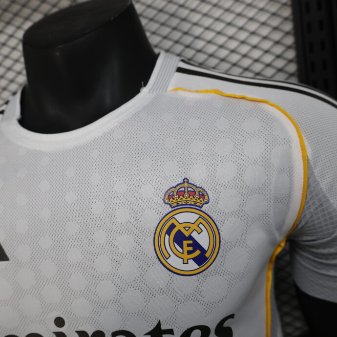 ⁦قميص ريال مدريد الاساسي 2026⁩ - الصورة ⁦5⁩