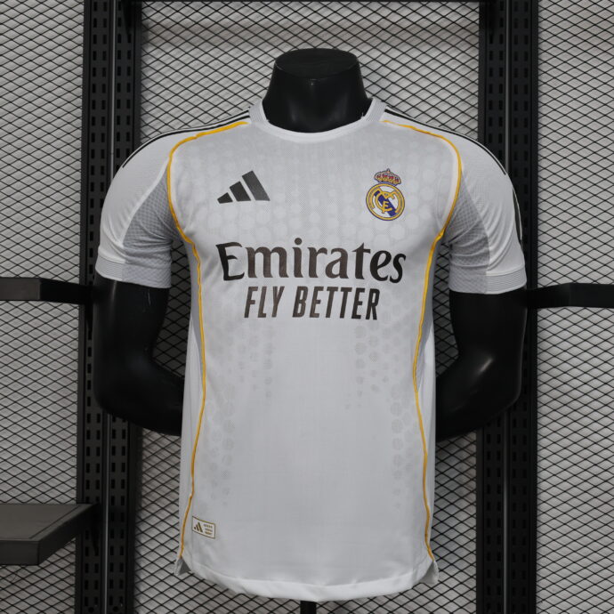 ⁦قميص ريال مدريد الاساسي 2026⁩ - الصورة ⁦2⁩