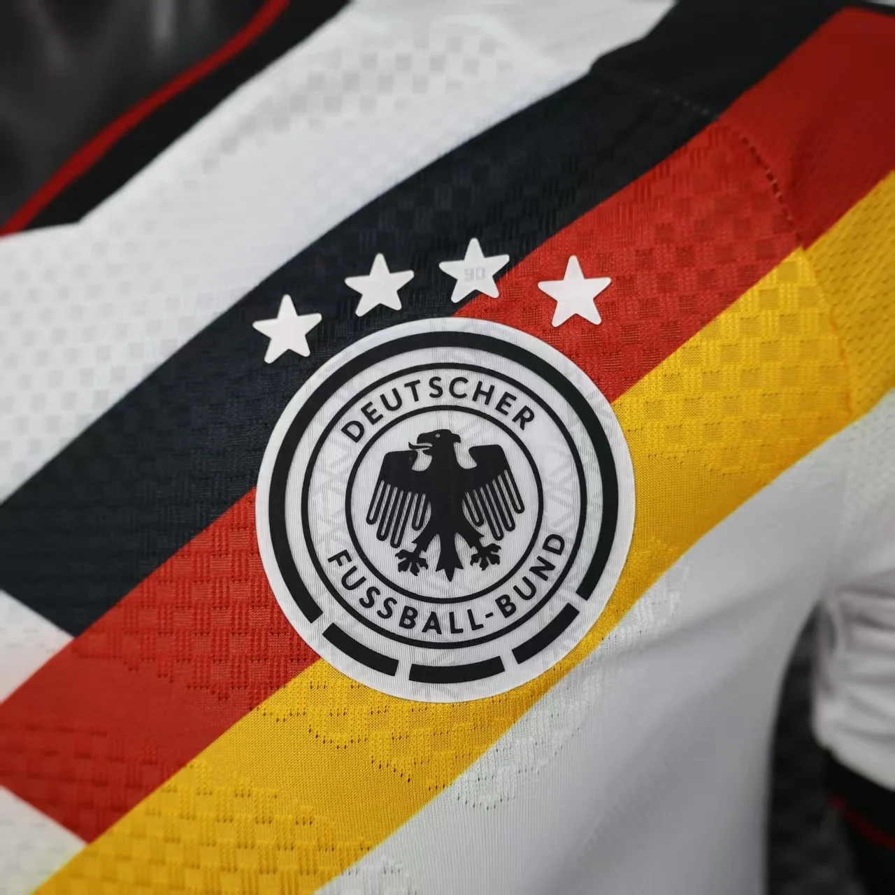 قميص المانيا الاول 2026 - الصورة 2